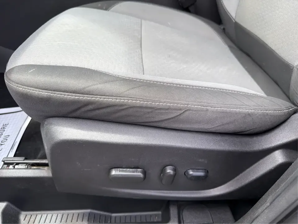 2017 Ford Escape SE (1FMCU0GD1HU) with an 1.5L L4 DOHC 16V engine, 6A transmission, located at 880 E. National Road, Vandalia, OH, 45377, (937) 908-9800, 39.891918, -84.183594 - Need a compact SUV that can handle the weekday commute on I75, school drop-offs around Troy, and spontaneous weekend getaways to Charleston Falls Preserve or a quick stroll through the Troy Strawberry Festival? This 2017 Ford Escape SE in Shadow Black is a practical, easy-to-live-with choice for bus - Photo#18