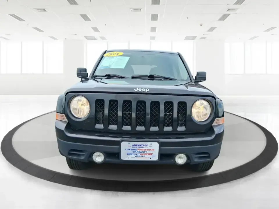 2016 Jeep Patriot Latitude (1C4NJRFB0GD) with an 2.4L L4 DOHC 16V engine, located at 1184 Kauffman Ave, Fairborn, OH, 45324, (937) 908-9800, 39.807072, -84.030914 - Weekend lake runs, snowy school mornings, and everyday commuting across the Miami Valley all get easier in a compact SUV that's ready when Ohio weather changes its mind. This **2016 Jeep Patriot Latitude 4WD** is a practical choice for drivers who want the Jeep look and capability in an affordable,- Photo#7