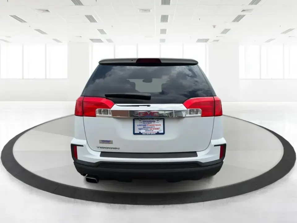 2017 GMC Terrain SLE-1 (2GKALMEK8H6) with an ECOTEC 2.4L I-4 gasoline direct injection engine, 6A transmission, located at 1230 East Main St, Xenia, OH, 45385, (937) 908-9800, 39.688026, -83.910172 - If your week includes school drop-offs, a long commute down US-35, and the occasional weekend escape to John Bryan State Park or Yellow Springs, this 2017 GMC Terrain SLE-1 is the kind of SUV that fits real life-roomy, comfortable, and ready for errands, road trips, and everything in between. Finish - Photo#3