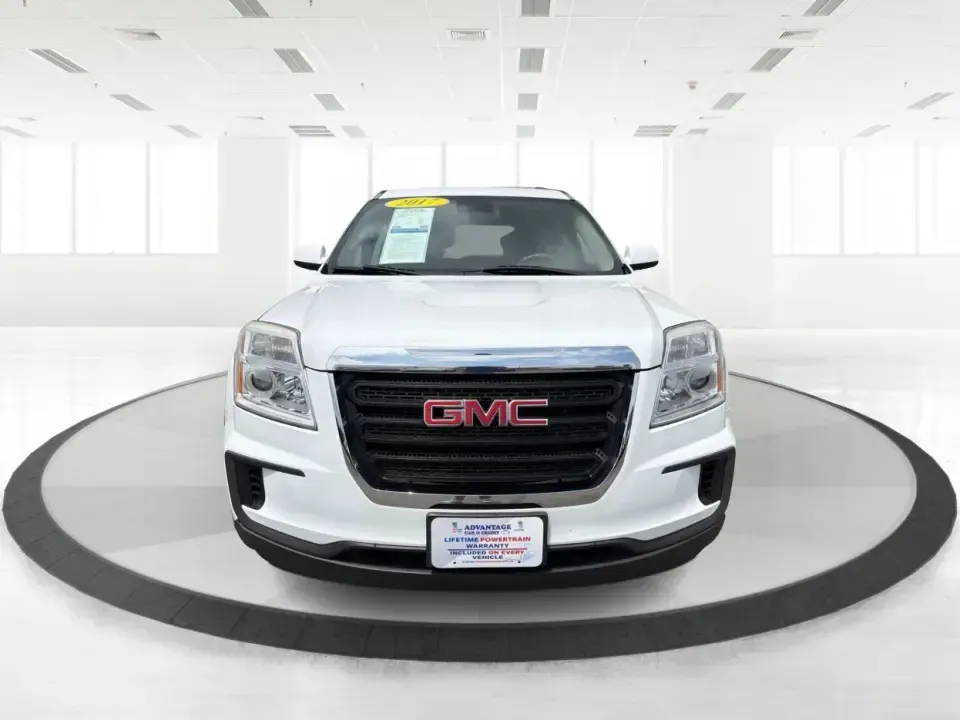 2017 GMC Terrain SLE-1 (2GKALMEK8H6) with an ECOTEC 2.4L I-4 gasoline direct injection engine, 6A transmission, located at 1230 East Main St, Xenia, OH, 45385, (937) 908-9800, 39.688026, -83.910172 - If your week includes school drop-offs, a long commute down US-35, and the occasional weekend escape to John Bryan State Park or Yellow Springs, this 2017 GMC Terrain SLE-1 is the kind of SUV that fits real life-roomy, comfortable, and ready for errands, road trips, and everything in between. Finish - Photo#7