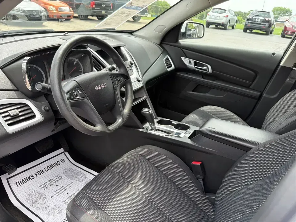 2017 GMC Terrain SLE-1 (2GKALMEK8H6) with an ECOTEC 2.4L I-4 gasoline direct injection engine, 6A transmission, located at 1230 East Main St, Xenia, OH, 45385, (937) 908-9800, 39.688026, -83.910172 - If your week includes school drop-offs, a long commute down US-35, and the occasional weekend escape to John Bryan State Park or Yellow Springs, this 2017 GMC Terrain SLE-1 is the kind of SUV that fits real life-roomy, comfortable, and ready for errands, road trips, and everything in between. Finish - Photo#9