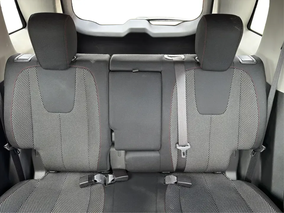 2017 GMC Terrain SLE-1 (2GKALMEK8H6) with an ECOTEC 2.4L I-4 gasoline direct injection engine, 6A transmission, located at 1230 East Main St, Xenia, OH, 45385, (937) 908-9800, 39.688026, -83.910172 - If your week includes school drop-offs, a long commute down US-35, and the occasional weekend escape to John Bryan State Park or Yellow Springs, this 2017 GMC Terrain SLE-1 is the kind of SUV that fits real life-roomy, comfortable, and ready for errands, road trips, and everything in between. Finish - Photo#14