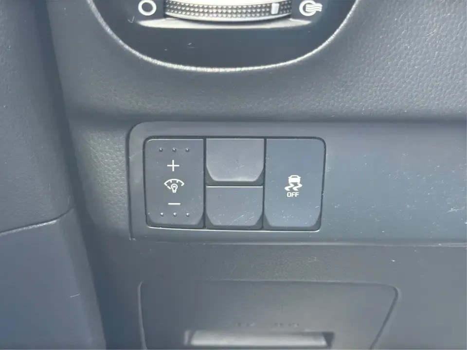 2016 Kia Soul + (KNDJP3A5XG7) with an 2L I-4 gasoline direct injection engine, 6A transmission, located at 401 Woodman Dr, Riverside, OH, 45431, (937) 908-9800, 39.760899, -84.123421 - Busy commute on I-75, quick errands around Riverside, or a weekend run to Carillon Historical Park and the Dayton riverfront-this 2016 Kia Soul + is the kind of small hatchback that fits real life. With its easy-to-park size, flexible cargo area, and standout Solar Yellow paint, it's a smart pick fo - Photo#16