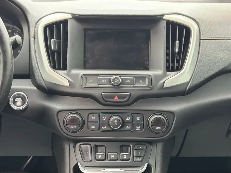 2019 GMC Terrain SLE (3GKALMEV8KL) with an 1.4L L4 DOHC 16V TURBO engine, 6A transmission, located at 880 E. National Road, Vandalia, OH, 45377, (937) 908-9800, 39.891918, -84.183594 - Picture your next week: a smooth commute down I75, a quick grocery run near the Dayton International Airport, and a weekend escape to local favorites like the National Museum of the U.S. Air Force or a stroll around nearby Englewood MetroPark. The 2019 GMC Terrain SLE makes that lifestyle easy to pi - Photo#13