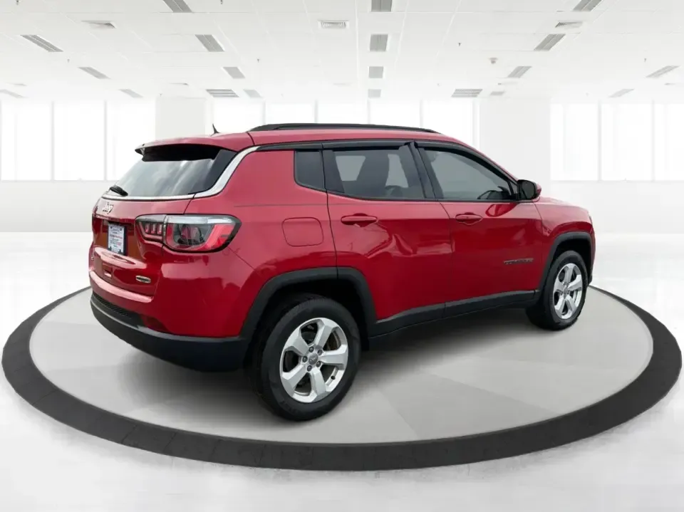 2019 Jeep Compass Latitude 4x4 (3C4NJDBB9KT) with an 2.4L L4 DOHC 16V engine, located at 1951 S Dayton Lakeview Rd., New Carlisle, OH, 45344, (937) 908-9800, 39.890999, -84.050255 - Whether you're commuting from New Carlisle to Dayton, loading up for a family weekend at George Rogers Clark Park, or chasing fall colors along OH-235 and I-70, this 2019 Jeep Compass Latitude 4x4 is built for real life-comfortable for the daily grind, confident when the weather turns, and versatile - Photo#2