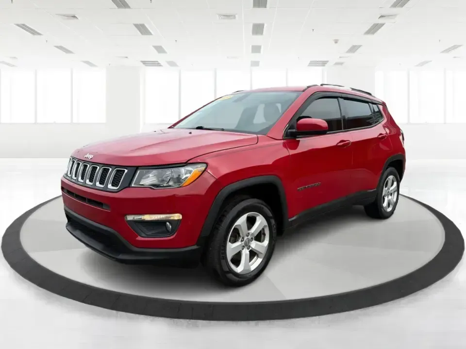 2019 Jeep Compass Latitude 4x4 (3C4NJDBB9KT) with an 2.4L L4 DOHC 16V engine, located at 1951 S Dayton Lakeview Rd., New Carlisle, OH, 45344, (937) 908-9800, 39.890999, -84.050255 - Whether you're commuting from New Carlisle to Dayton, loading up for a family weekend at George Rogers Clark Park, or chasing fall colors along OH-235 and I-70, this 2019 Jeep Compass Latitude 4x4 is built for real life-comfortable for the daily grind, confident when the weather turns, and versatile - Photo#8