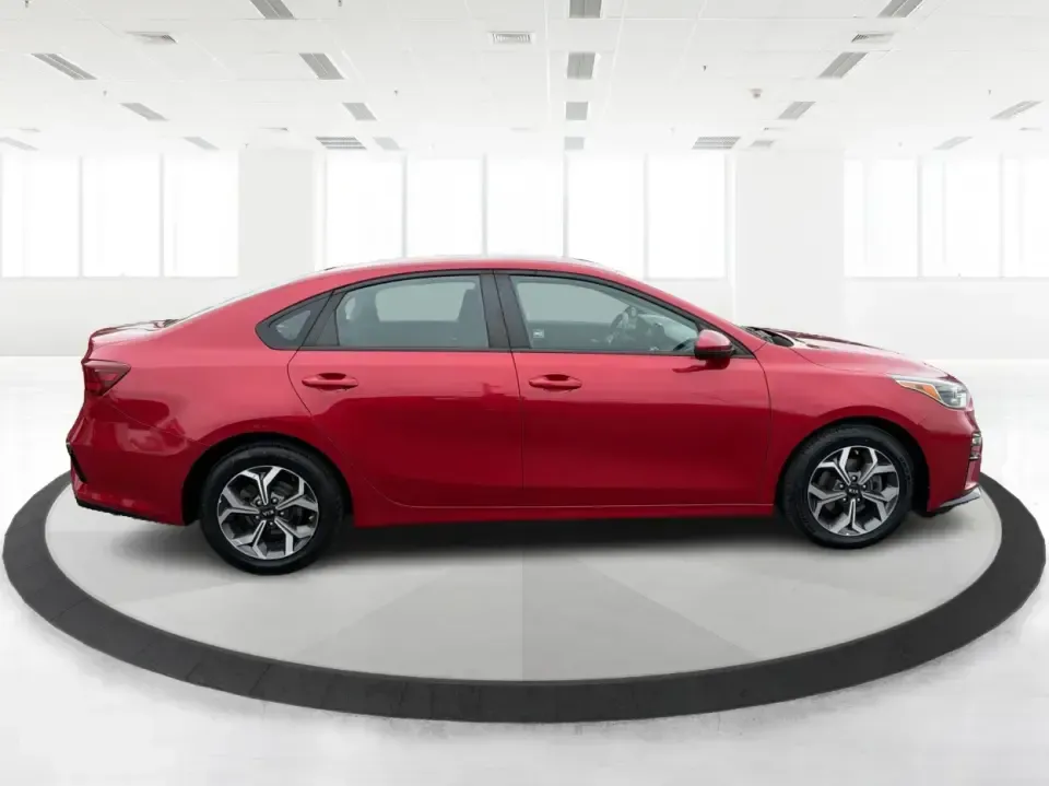 2019 Kia Forte LXS (3KPF24AD0KE) with an 2L I-4 DOHC engine, 6A transmission, located at 1099 N County Rd 25A, Troy, OH, 45373, (937) 908-9800, 40.057079, -84.212883 - Need a smart, budget-friendly sedan for daily commutes between Troy and Dayton, campus runs, or weekend trips up I-75? This **2019 Kia Forte LXS** is the kind of practical, easy-to-live-with car that fits real life-comfortable for longer drives, efficient for errands around town, and sized perfectly - Photo#1