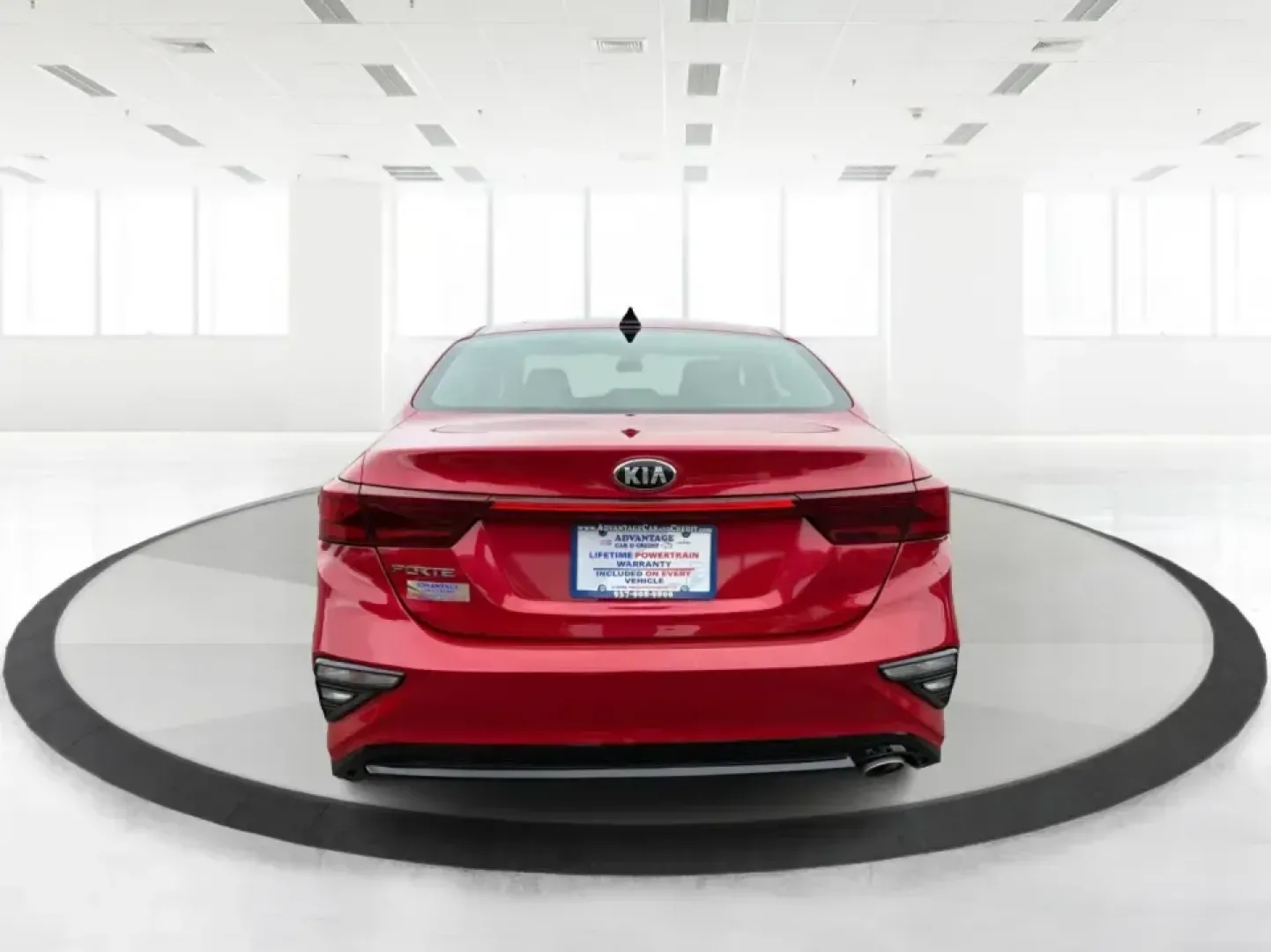 2019 Kia Forte LX 6A (3KPF24AD0KE) with an 2.0L L4 DOHC 16V engine, 6A transmission, located at 4508 South Dixie Dr, Moraine, OH, 45439, (937) 908-9800, 39.689976, -84.218452 - Need a dependable commuter that still feels sharp for date nights in downtown Troy or quick weekend getaways out toward Miami County backroads? This **2019 Kia Forte LXS** in eye-catching **Currant Red** is a smart, budget-friendly sedan built for daily life-easy to park, comfortable for longer driv- Photo#3
