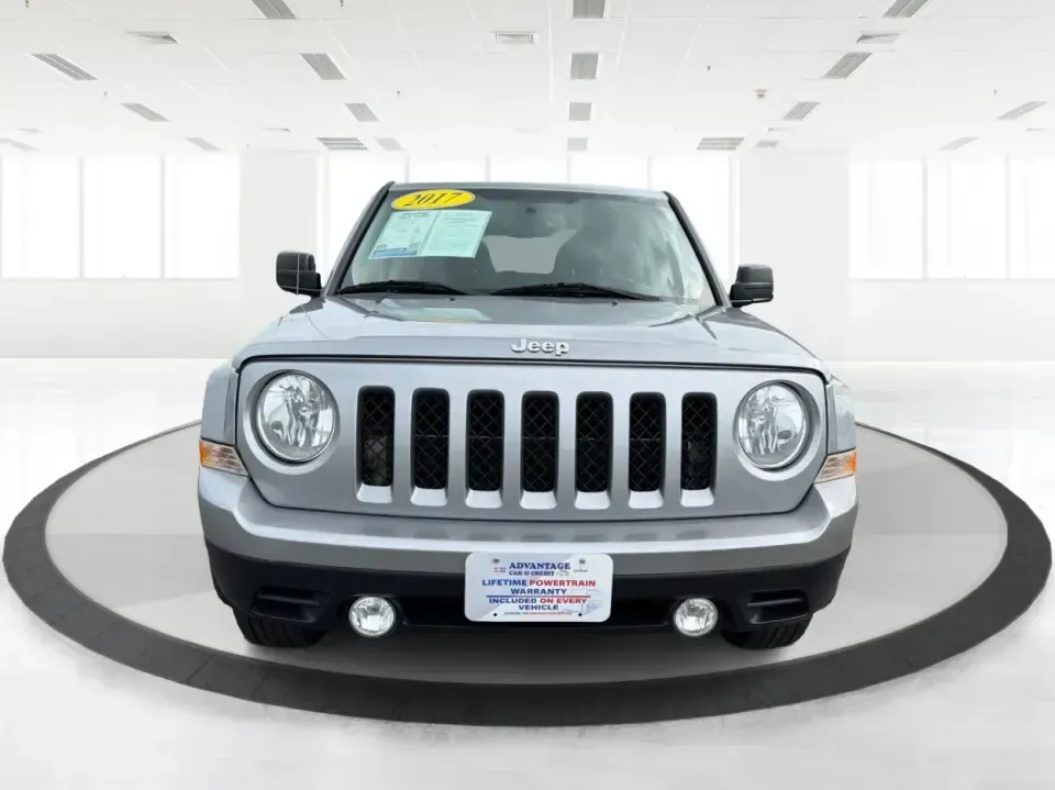 2017 Jeep Patriot Latitude 4x4 (1C4NJRFB2HD) with an 2.4L I-4 DOHC engine, located at 880 E. National Road, Vandalia, OH, 45377, (937) 908-9800, 39.891918, -84.183594 - Weekend trailheads, snowy school drop-offs, and everyday commutes around the Miami Valley all ask for the same thing: a compact SUV that's easy to live with and ready when the weather turns. This 2017 Jeep Patriot Latitude 4x4 in Billet Silver Metallic Clearcoat fits that lifestyle with Jeep capabil - Photo#7