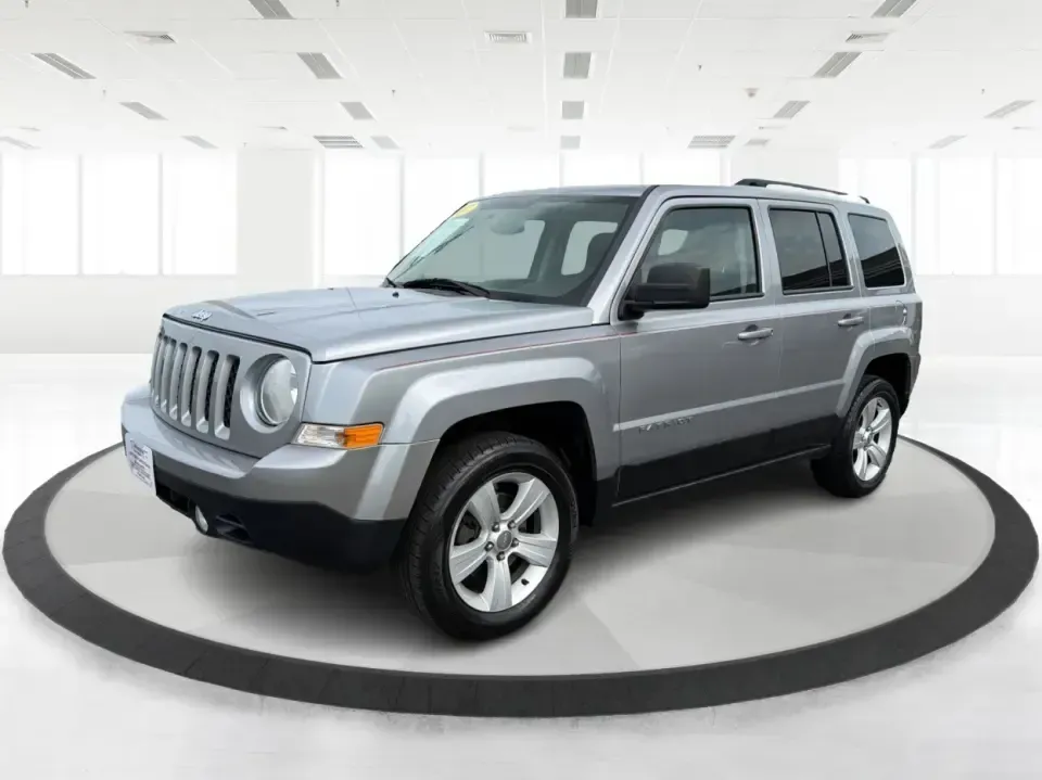 2017 Jeep Patriot Latitude 4x4 (1C4NJRFB2HD) with an 2.4L I-4 DOHC engine, located at 880 E. National Road, Vandalia, OH, 45377, (937) 908-9800, 39.891918, -84.183594 - Weekend trailheads, snowy school drop-offs, and everyday commutes around the Miami Valley all ask for the same thing: a compact SUV that's easy to live with and ready when the weather turns. This 2017 Jeep Patriot Latitude 4x4 in Billet Silver Metallic Clearcoat fits that lifestyle with Jeep capabil - Photo#8