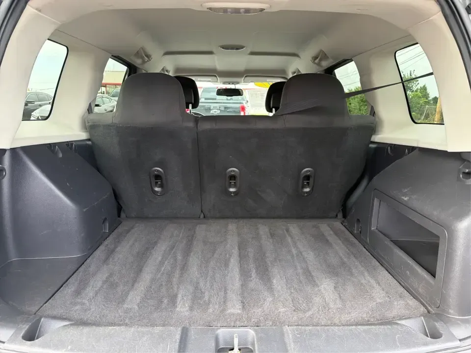 2017 Jeep Patriot Latitude 4x4 (1C4NJRFB2HD) with an 2.4L I-4 DOHC engine, located at 880 E. National Road, Vandalia, OH, 45377, (937) 908-9800, 39.891918, -84.183594 - Weekend trailheads, snowy school drop-offs, and everyday commutes around the Miami Valley all ask for the same thing: a compact SUV that's easy to live with and ready when the weather turns. This 2017 Jeep Patriot Latitude 4x4 in Billet Silver Metallic Clearcoat fits that lifestyle with Jeep capabil - Photo#12