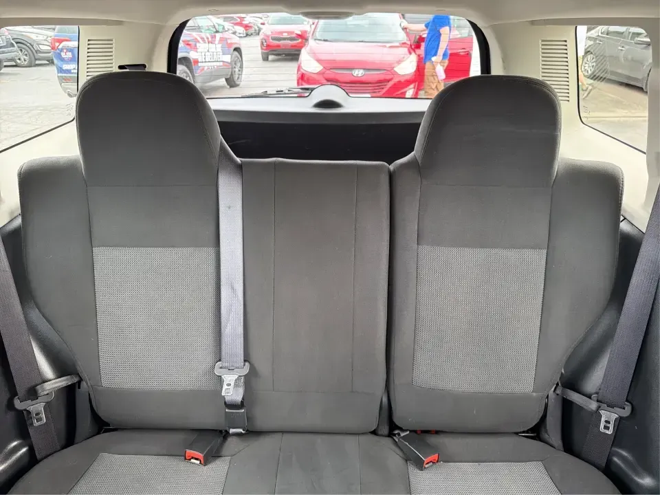 2017 Jeep Patriot Latitude 4x4 (1C4NJRFB2HD) with an 2.4L I-4 DOHC engine, located at 880 E. National Road, Vandalia, OH, 45377, (937) 908-9800, 39.891918, -84.183594 - Weekend trailheads, snowy school drop-offs, and everyday commutes around the Miami Valley all ask for the same thing: a compact SUV that's easy to live with and ready when the weather turns. This 2017 Jeep Patriot Latitude 4x4 in Billet Silver Metallic Clearcoat fits that lifestyle with Jeep capabil - Photo#14