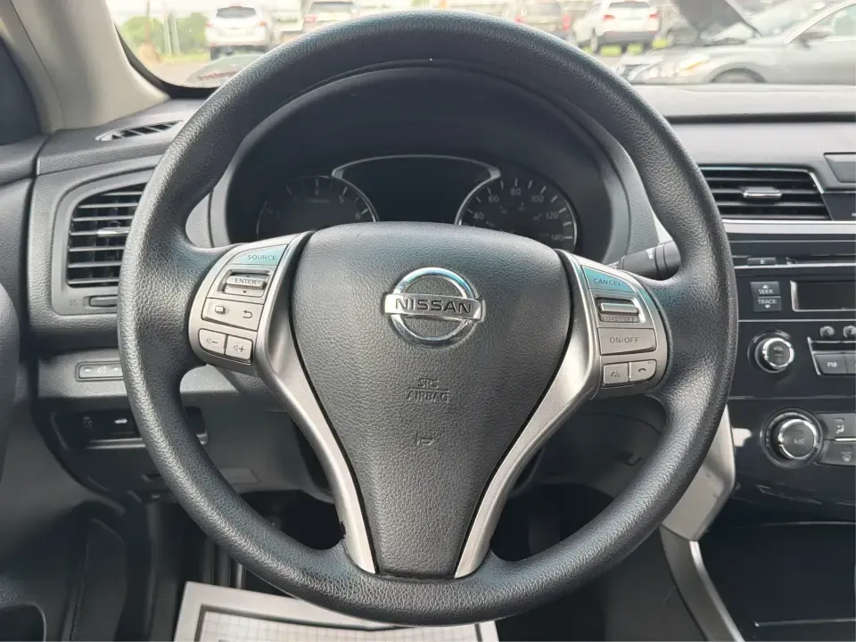 2013 Nissan Altima 2.5 S (1N4AL3AP8DC) with an 2.5L I-4 DOHC engine, located at 1230 East Main St, Xenia, OH, 45385, (937) 908-9800, 39.688026, -83.910172 - Need a dependable commuter that still feels comfortable for weekend getaways to Caesar Creek State Park or a quick dinner run along US-35? This 2013 Nissan Altima 2.5 S sedan fits the real-life rhythm of Xenia drivers-easy to park downtown, smooth for longer stretches toward Dayton, and efficient en - Photo#16