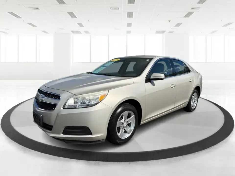 2013 Chevrolet Malibu 1LT (1G11C5SA8DF) with an ECOTEC 2.5L I-4 gasoline direct injection engine, 6-Speed Automatic transmission, located at 4508 South Dixie Dr, Moraine, OH, 45439, (937) 908-9800, 39.689976, -84.218452 - Need a dependable commuter that still feels comfortable for date night in the Oregon District or a quick weekend escape out toward Caesar Creek? This 2013 Chevrolet Malibu 1LT sedan is built for real-life driving in Moraine and the greater Dayton area-easy to park, smooth on I75, and efficient enoug - Photo#8