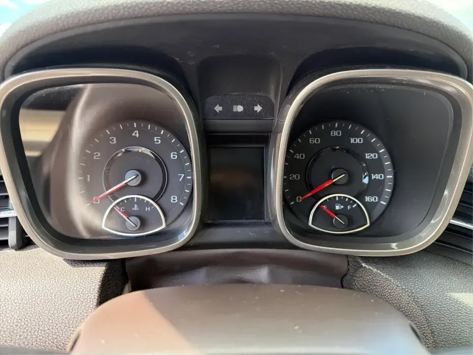 2013 Chevrolet Malibu 1LT (1G11C5SA8DF) with an ECOTEC 2.5L I-4 gasoline direct injection engine, 6-Speed Automatic transmission, located at 4508 South Dixie Dr, Moraine, OH, 45439, (937) 908-9800, 39.689976, -84.218452 - Need a dependable commuter that still feels comfortable for date night in the Oregon District or a quick weekend escape out toward Caesar Creek? This 2013 Chevrolet Malibu 1LT sedan is built for real-life driving in Moraine and the greater Dayton area-easy to park, smooth on I75, and efficient enoug - Photo#15