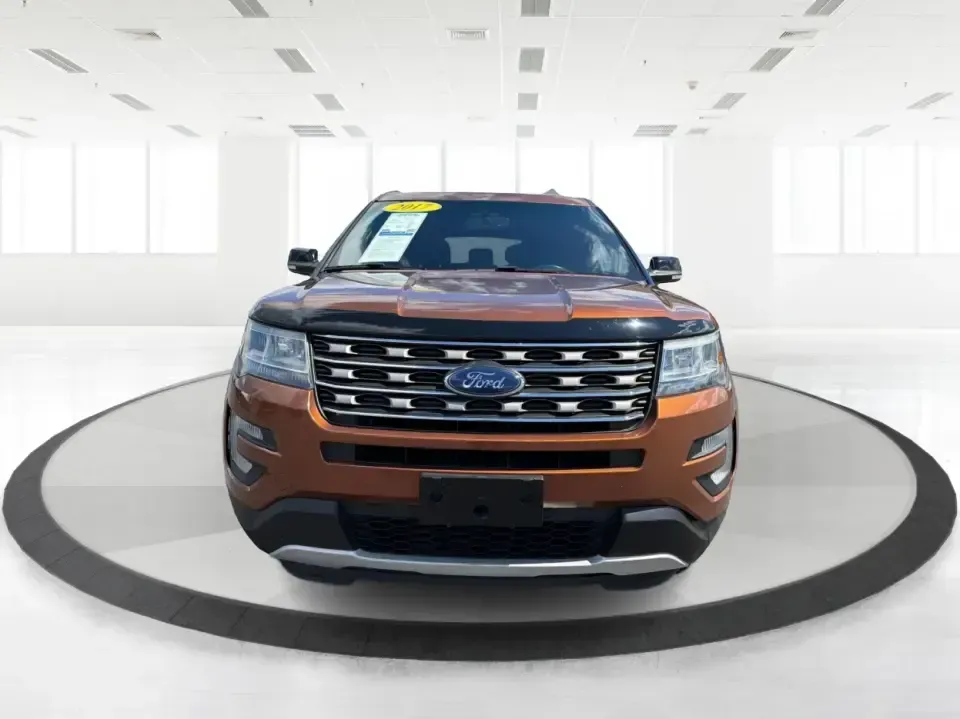 2017 Ford Explorer XLT 4WD (1FM5K8D86HG) with an 3.5L V6 DOHC 24V engine, 6A transmission, located at 401 Woodman Dr, Riverside, OH, 45431, (937) 908-9800, 39.760899, -84.123421 - Load up the family, cue the playlist, and point the nose toward your next weekend escape-this 2017 Ford Explorer XLT 4WD is built for the real-life mix of school runs, long commutes, and road trips out of Riverside. With three rows of SUV versatility and confident 4WD capability, it's a smart fit fo - Photo#7