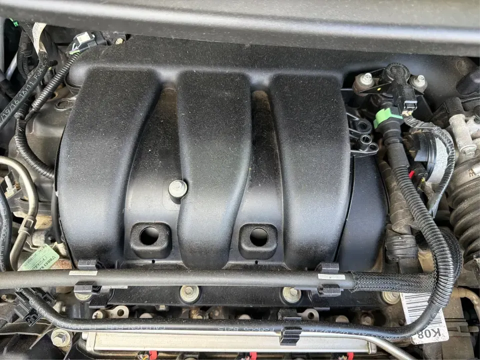 2017 Ford Explorer XLT 4WD (1FM5K8D86HG) with an 3.5L V6 DOHC 24V engine, 6A transmission, located at 401 Woodman Dr, Riverside, OH, 45431, (937) 908-9800, 39.760899, -84.123421 - Load up the family, cue the playlist, and point the nose toward your next weekend escape-this 2017 Ford Explorer XLT 4WD is built for the real-life mix of school runs, long commutes, and road trips out of Riverside. With three rows of SUV versatility and confident 4WD capability, it's a smart fit fo - Photo#11