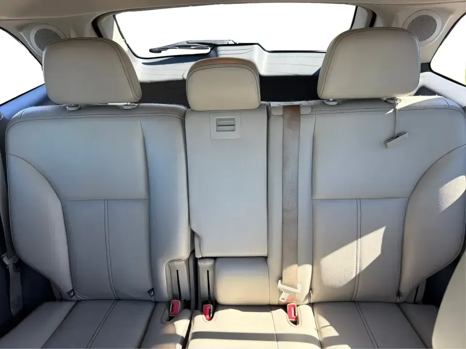 2013 Ford Edge Limited AWD (2FMDK4KC2DB) with an 3.5L V6 DOHC 24V engine, 6-Speed Automatic transmission, located at 880 E. National Road, Vandalia, OH, 45377, (937) 908-9800, 39.891918, -84.183594 - Need one SUV that can handle the school run in the morning, a comfortable I75 commute at lunch, and a weekend getaway to Taylorsville MetroPark by Saturday? This 2013 Ford Edge Limited AWD is built for real life in Vandalia, Ohio-roomy for five, confident in changing Midwest weather, and refined eno - Photo#14