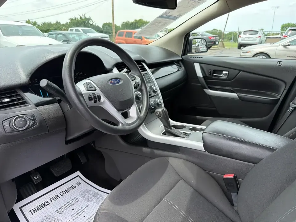 2014 Ford Edge SE FWD (2FMDK3GC0EB) with an 3.5L V6 DOHC 24V engine, 6-Speed Automatic transmission, located at 1951 S Dayton Lakeview Rd., New Carlisle, OH, 45344, (937) 908-9800, 39.890999, -84.050255 - Picture your next week unfolding with less stress and more freedom: a comfortable SUV for the school run, an easy commuter for I70 and OH235, and a road-trip-ready ride for weekend escapes to John Bryan State Park or a day in downtown Springfield. This 2014 Ford Edge SE FWD blends family-friendly sp - Photo#9