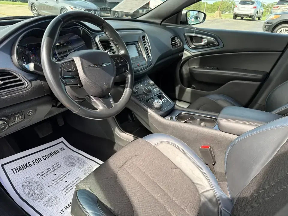 2015 Chrysler 200 S (1C3CCCBG2FN) with an 3.6L V6 DOHC 24V FFV engine, 9-Speed Automatic transmission, located at 1184 Kauffman Ave, Fairborn, OH, 45324, (937) 908-9800, 39.807072, -84.030914 - Need a comfortable, stylish sedan for daily commuting between Wright-Patterson AFB, Beavercreek shopping runs, and weekends out at Fairborn's community events? This 2015 Chrysler 200 S is built for real-life driving-smooth on I-675, easy to park around Downtown Fairborn, and roomy enough for five pa - Photo#9