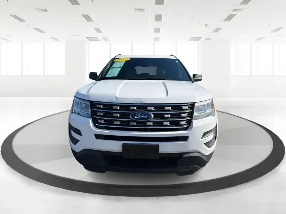2017 Ford Explorer Base 4WD (1FM5K8B84HG) with an 3.5L V6 DOHC 24V engine, 6A transmission, located at 880 E. National Road, Vandalia, OH, 45377, (937) 908-9800, 39.891918, -84.183594 - Need one SUV that can handle the weekday school run, the I75 commute, and a weekend getaway to the Dayton attractions-all without feeling cramped? This **2017 Ford Explorer Base 4WD** is built for real-life Vandalia driving, with **three rows for 7 passengers**, confident **four-wheel drive**, and t - Photo#7