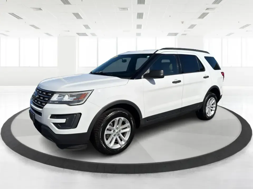 2017 Ford Explorer Base 4WD (1FM5K8B84HG) with an 3.5L V6 DOHC 24V engine, 6A transmission, located at 880 E. National Road, Vandalia, OH, 45377, (937) 908-9800, 39.891918, -84.183594 - Need one SUV that can handle the weekday school run, the I75 commute, and a weekend getaway to the Dayton attractions-all without feeling cramped? This **2017 Ford Explorer Base 4WD** is built for real-life Vandalia driving, with **three rows for 7 passengers**, confident **four-wheel drive**, and t - Photo#8