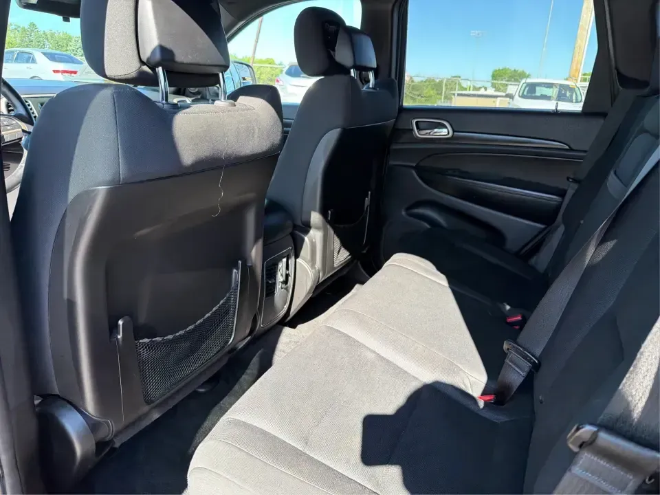2014 Jeep Grand Cherokee Laredo 4WD (1C4RJFAG6EC) with an 3.6L V6 DOHC 24V engine, 5-Speed Automatic transmission, located at 1951 S Dayton Lakeview Rd., New Carlisle, OH, 45344, (937) 908-9800, 39.890999, -84.050255 - Whether your weekends look like family trips to Buck Creek State Park, winter drives along I70, or hauling gear for a day at George Rogers Clark Park, this 2014 Jeep Grand Cherokee Laredo 4WD is built for the kind of Ohio life that doesn't stop when the weather changes. With classic Jeep capability, - Photo#10
