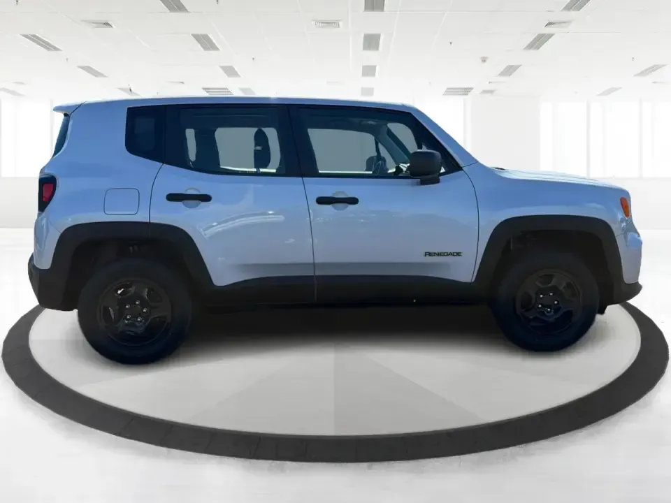 2020 Jeep Renegade Sport 4WD (ZACNJBAB4LP) with an 2.4L L4 DOHC 16V engine, 6M transmission, located at 880 E. National Road, Vandalia, OH, 45377, (937) 908-9800, 39.891918, -84.183594 - Weekend plans shouldn't stop when the forecast turns or the route gets rough-and the 2020 Jeep Renegade Sport 4WD is built for exactly that kind of life. Picture loading up for a quick getaway to Taylorsville MetroPark, cruising up I75 for a Dayton date night, or handling snowy school runs around Va- Photo#1