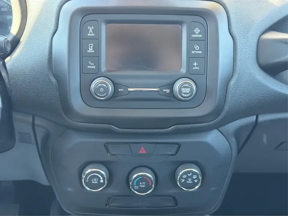 2020 Jeep Renegade Sport 4WD (ZACNJBAB4LP) with an 2.4L L4 DOHC 16V engine, 6M transmission, located at 880 E. National Road, Vandalia, OH, 45377, (937) 908-9800, 39.891918, -84.183594 - Weekend plans shouldn't stop when the forecast turns or the route gets rough-and the 2020 Jeep Renegade Sport 4WD is built for exactly that kind of life. Picture loading up for a quick getaway to Taylorsville MetroPark, cruising up I75 for a Dayton date night, or handling snowy school runs around Va- Photo#13