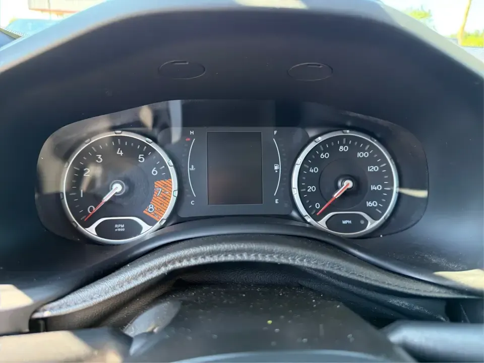 2020 Jeep Renegade Sport 4WD (ZACNJBAB4LP) with an 2.4L L4 DOHC 16V engine, 6M transmission, located at 880 E. National Road, Vandalia, OH, 45377, (937) 908-9800, 39.891918, -84.183594 - Weekend plans shouldn't stop when the forecast turns or the route gets rough-and the 2020 Jeep Renegade Sport 4WD is built for exactly that kind of life. Picture loading up for a quick getaway to Taylorsville MetroPark, cruising up I75 for a Dayton date night, or handling snowy school runs around Va- Photo#15