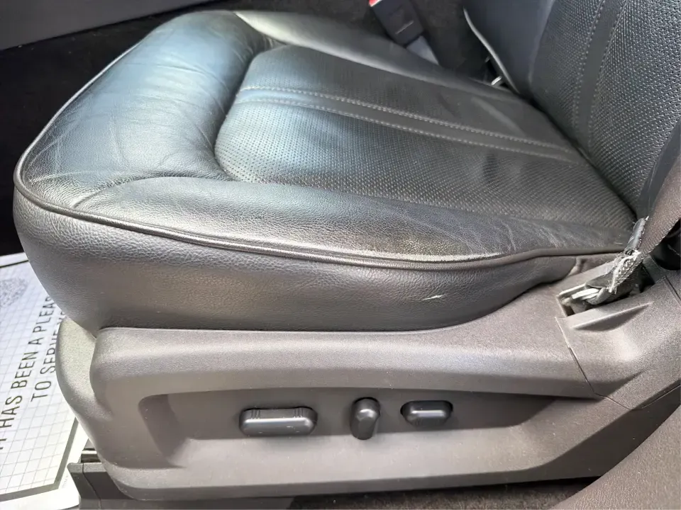 2014 Lincoln MKX AWD (2LMDJ8JK2EB) with an 3.7L V6 DOHC 24V engine, 6-Speed Automatic transmission, located at 1951 S Dayton Lakeview Rd., New Carlisle, OH, 45344, (937) 908-9800, 39.890999, -84.050255 - Weekend getaways to Huber Heights, winter commutes down I70, or a comfortable daily run from New Carlisle to Springfield feel a lot more relaxing when your SUV brings premium comfort and confident traction. This **2014 Lincoln MKX AWD** is the kind of midsize luxury SUV that fits real life: roomy fo- Photo#18
