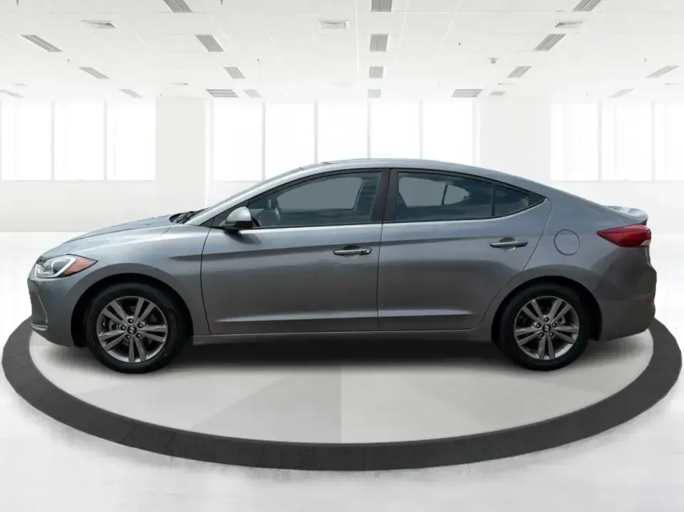 2018 Hyundai Elantra Limited (5NPD84LF6JH) with an 1.8L L4 DOHC 16V engine, 6A transmission, located at 401 Woodman Dr, Riverside, OH, 45431, (937) 908-9800, 39.760899, -84.123421 - Need a smart, comfortable sedan for daily commutes on I-70, quick runs to The Greene, or weekend meetups near Riverscape MetroPark? This 2018 Hyundai Elantra Limited is a practical Riverside, OH companion that fits real life-easy to park, efficient to drive, and well-equipped for everything from Wri- Photo#5