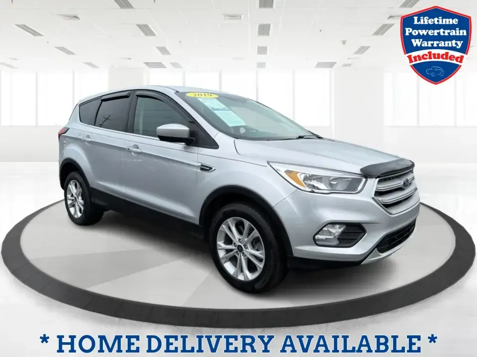2019 Ford Escape SE 4WD (1FMCU9GD5KU) with an 1.5L L4 DOHC 16V engine, 6A transmission, located at 880 E. National Road, Vandalia, OH, 45377, (937) 908-9800, 39.891918, -84.183594 - Need an SUV that can handle school drop-offs, long commutes up I-75, and weekend getaways to the Dayton area without feeling bulky or hard to park? This 2019 Ford Escape SE 4WD is a smart fit for life in Vandalia-easy to live with every day, confident in changing Ohio weather, and sized just right f- Photo#0