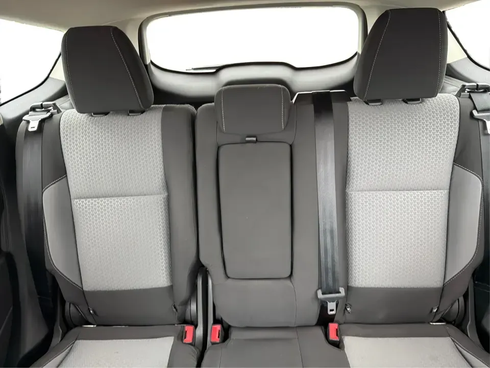 2019 Ford Escape SE 4WD (1FMCU9GD5KU) with an 1.5L L4 DOHC 16V engine, 6A transmission, located at 880 E. National Road, Vandalia, OH, 45377, (937) 908-9800, 39.891918, -84.183594 - Need an SUV that can handle school drop-offs, long commutes up I-75, and weekend getaways to the Dayton area without feeling bulky or hard to park? This 2019 Ford Escape SE 4WD is a smart fit for life in Vandalia-easy to live with every day, confident in changing Ohio weather, and sized just right f- Photo#14