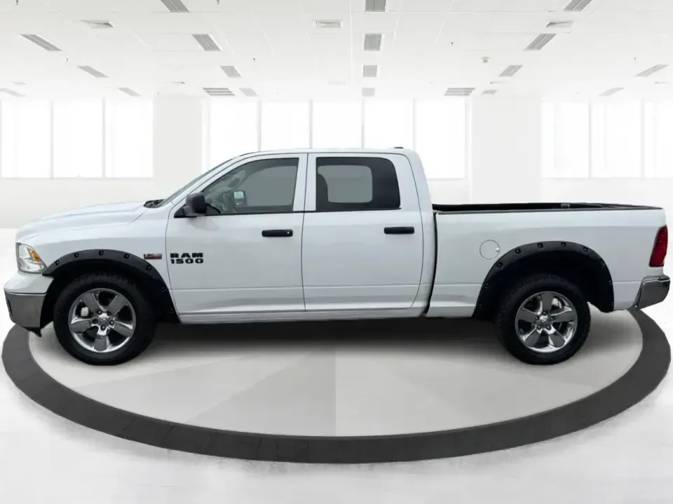 2016 Ram 1500 SLT Crew Cab LWB 4WD (1C6RR7TT0GS) with an 5.7L V8 OHV 16V engine, 6A transmission, located at 1099 N County Rd 25A, Troy, OH, 45373, (937) 908-9800, 40.057079, -84.212883 - Need one truck that can handle the weekday grind and still be ready for weekend projects, towing, and road trips to Indian Lake? This **2016 Ram 1500 SLT Crew Cab LWB 4WD** fits the lifestyle-room for the crew, four-wheel-drive confidence for Ohio weather, and the V8 power that makes hauling and hig- Photo#5