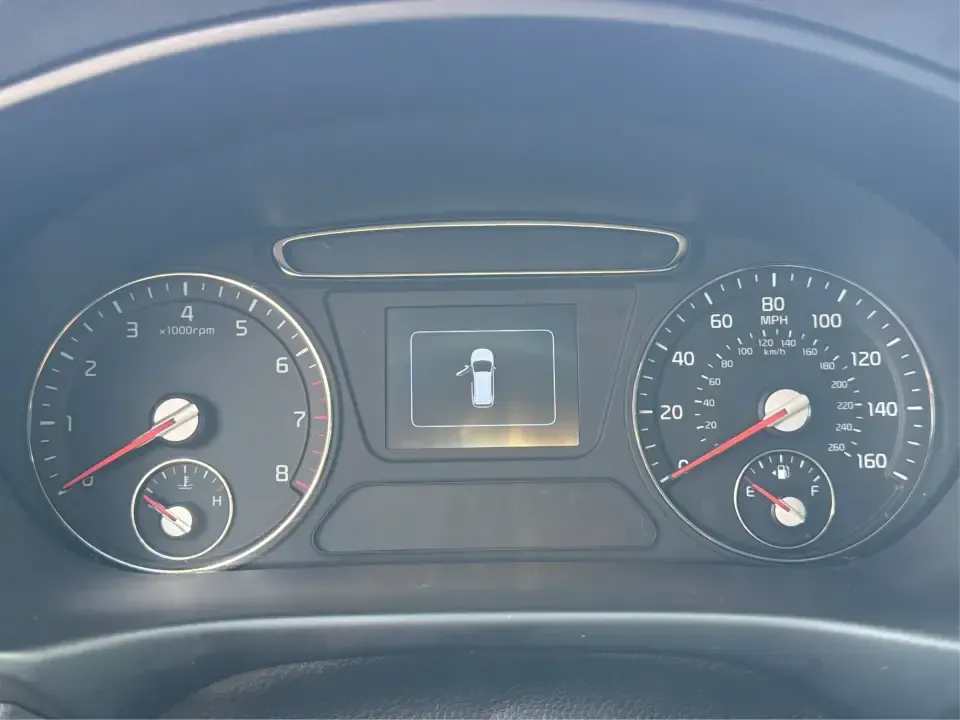 2017 Kia Sorento L 2WD (5XYPG4A34HG) with an 2.4L L4 DOHC 16V engine, 6A transmission, located at 401 Woodman Dr, Riverside, OH, 45431, (937) 908-9800, 39.760899, -84.123421 - Load up the family, point the hood toward your next weekend getaway, and enjoy the kind of SUV flexibility that makes everyday life easier. This 2017 Kia Sorento L 2WD is a smart pick for school drop-offs, grocery runs, and road trips from Riverside to Dayton-offering roomy seating for 5, versatile- Photo#15