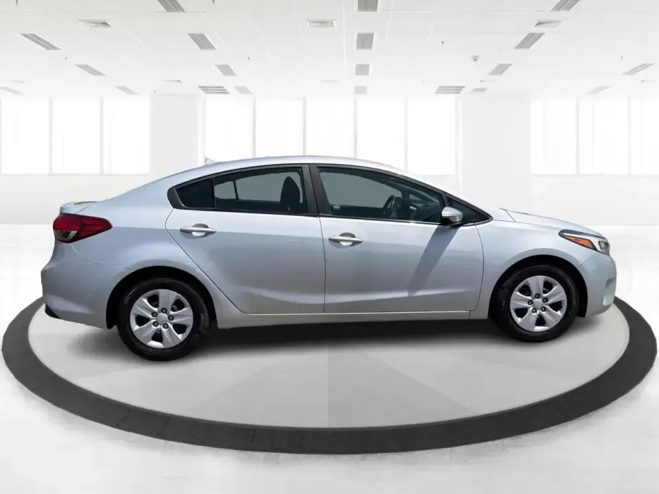 2018 Kia Forte LX (3KPFK4A73JE) with an 2.0L L4 DOHC 16V engine, 6M transmission, located at 401 Woodman Dr, Riverside, OH, 45431, (937) 908-9800, 39.760899, -84.123421 - Need a dependable commuter that can handle the daily grind from Riverside to Wright-Patterson AFB, downtown Dayton, or a quick hop up I-675-without sacrificing comfort for your weekend plans? This 2018 Kia Forte LX 6M is a smart, budget-friendly sedan built for real life: efficient errands around Wo- Photo#1