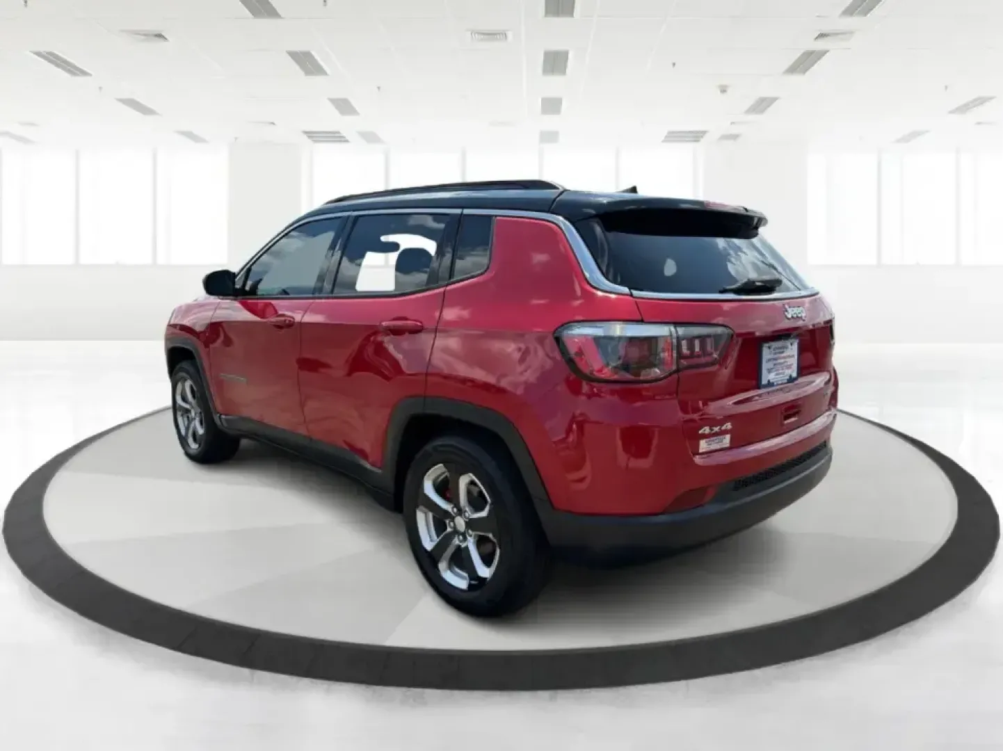 2019 Jeep Compass Longitude, North, Latitude (3C4NJCBB1KT) with an 2.4L I-4 variable valve control engine, located at 4508 South Dixie Dr, Moraine, OH, 45439, (937) 908-9800, 39.689976, -84.218452 - Picture your next weekend: loading up the family for a day at Carillon Historical Park, cruising down South Dixie Drive for errands, then heading out on I-75 for a quick getaway-without needing a huge SUV. This 2019 Jeep Compass in striking Redline Pearlcoat is a smart, city-friendly SUV that still- Photo#4