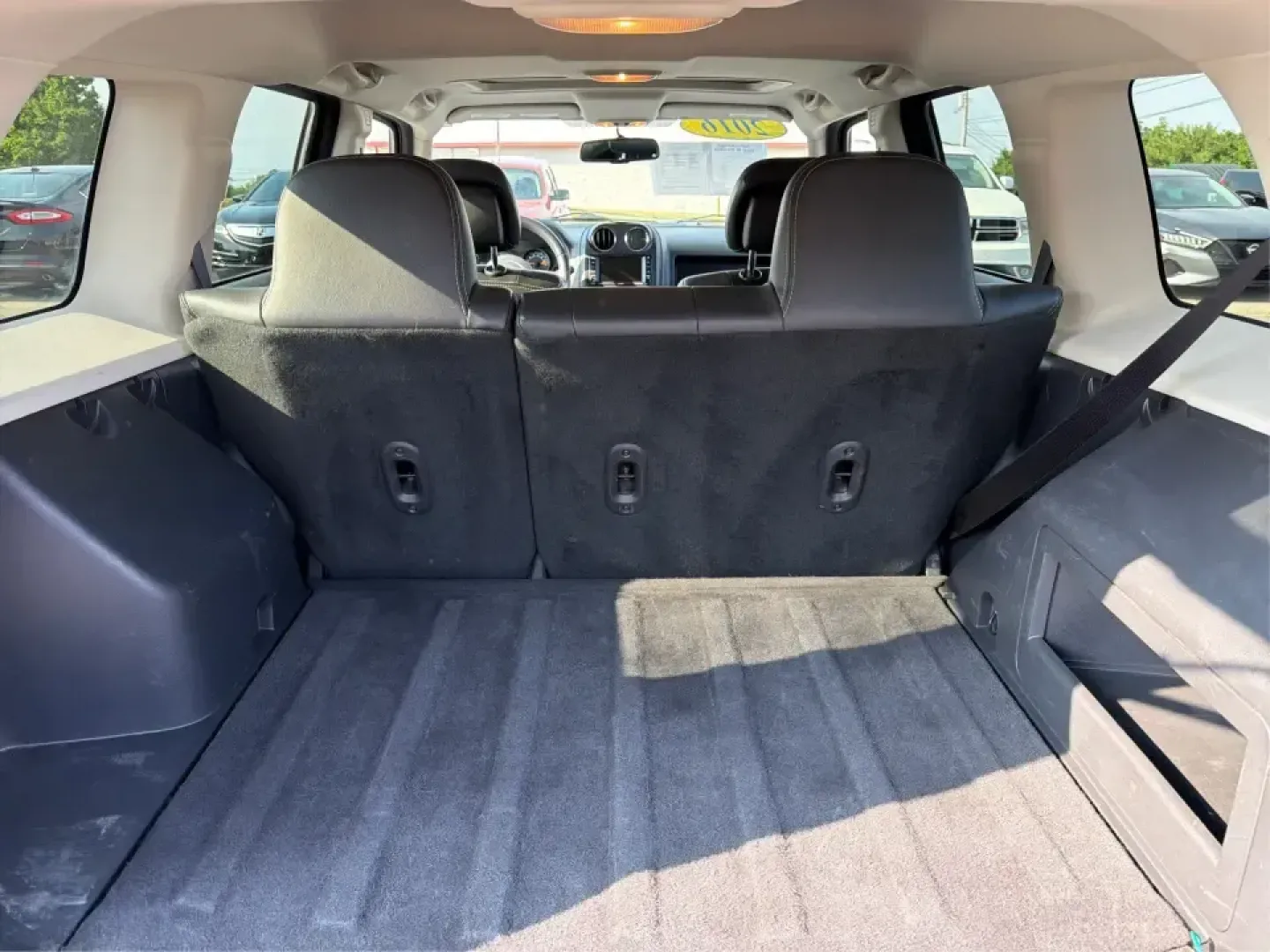 2016 Jeep Patriot Latitude (1C4NJRFB6GD) with an 2.4L I-4 DOHC engine, located at 1230 East Main St, Xenia, OH, 45385, (937) 908-9800, 39.688026, -83.910172 - Weekday commute on US-35, grocery runs through downtown Xenia, and spontaneous weekend escapes to John Bryan State Park or the bike trails near Yellow Springs-this 2016 Jeep Patriot Latitude is built for the kind of life that doesn't stay parked. With SUV versatility, confident 4WD/AWD capability, a- Photo#11