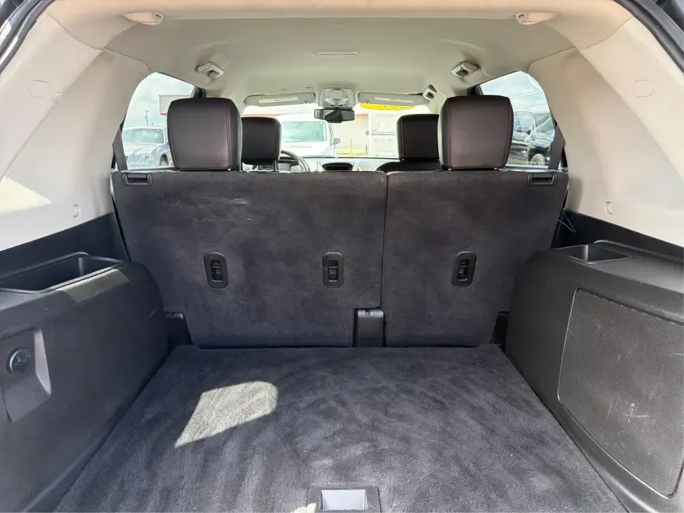 2017 GMC Terrain SLT (2GKFLUEK5H6) with an 2.4L L4 DOHC 16V engine, 6-Speed Automatic transmission, located at 1184 Kauffman Ave, Fairborn, OH, 45324, (937) 908-9800, 39.807072, -84.030914 - Need a capable SUV that can handle Ohio weather, school drop-offs, and spontaneous weekend getaways without feeling like a chore? This 2017 GMC Terrain SLT AWD is built for real life-comfortable for daily commuting to Wright-Patterson AFB, confident on rainy I-675 drives, and roomy enough for shoppi- Photo#12