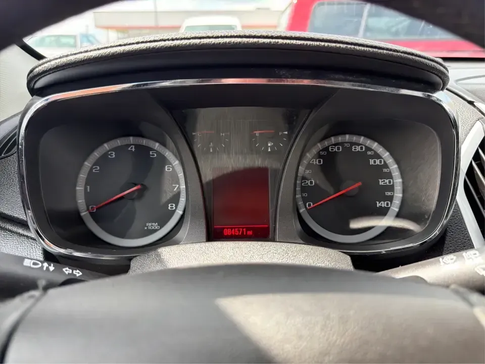 2017 GMC Terrain SLT (2GKFLUEK5H6) with an 2.4L L4 DOHC 16V engine, 6-Speed Automatic transmission, located at 1184 Kauffman Ave, Fairborn, OH, 45324, (937) 908-9800, 39.807072, -84.030914 - Need a capable SUV that can handle Ohio weather, school drop-offs, and spontaneous weekend getaways without feeling like a chore? This 2017 GMC Terrain SLT AWD is built for real life-comfortable for daily commuting to Wright-Patterson AFB, confident on rainy I-675 drives, and roomy enough for shoppi- Photo#15