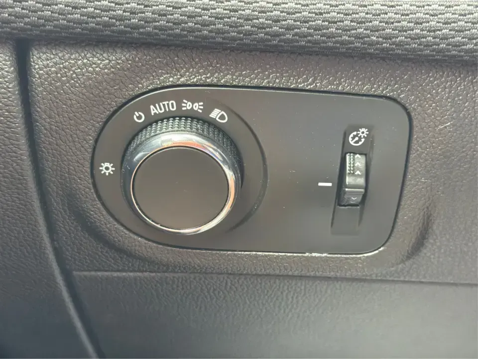 2016 Chevrolet Cruze LS Auto (1G1BC5SM4G7) with an 1.4L L4 DOHC 16V TURBO engine, 6-Speed Automatic transmission, located at 8750 N County Rd 25A, Piqua, OH, 45356, (937) 908-9800, 40.164391, -84.232513 - Make your daily drive simpler-and a lot more affordable-with a sedan that's built for real life in West Central Ohio. Whether you're commuting to Troy, running errands around Piqua, or planning a weekend loop up I75 toward Dayton, this 2016 Chevrolet Cruze LS Auto delivers the kind of easy-to-live-w- Photo#16