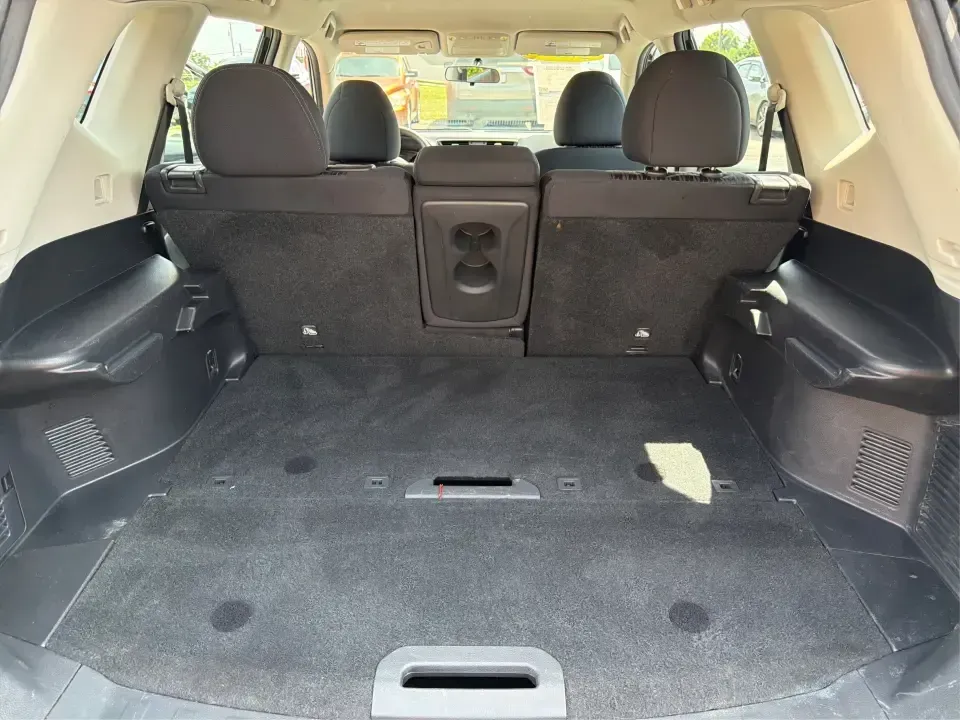 2017 Nissan Rogue S AWD (5N1AT2MV9HC) with an 2.5L L4 DOHC 16V engine, Continuously Variable Transmission transmission, located at 1230 East Main St, Xenia, OH, 45385, (937) 908-9800, 39.688026, -83.910172 - Pack up the kids, load the groceries, and point the hood toward your next weekend escape-this 2017 Nissan Rogue S AWD is the kind of practical SUV that fits real life in Xenia. Whether you're commuting to Dayton, shuttling to practices around Greene County, or planning a road trip to John Bryan Stat- Photo#11