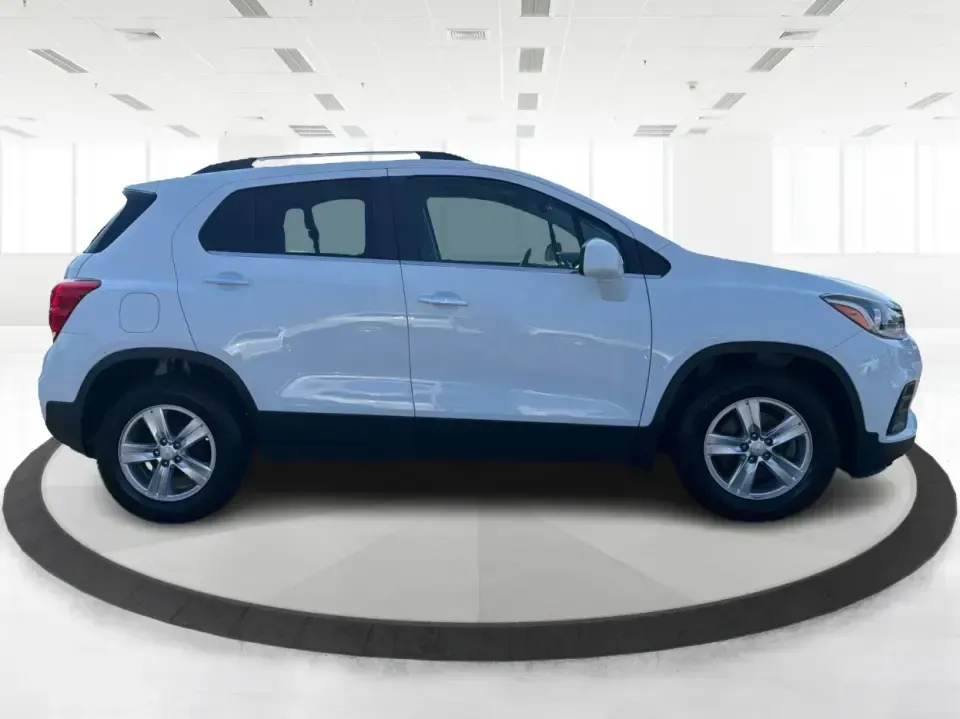 2018 Chevrolet Trax LT FWD (3GNCJLSBXJL) with an 1.4L L4 DOHC 16V engine, 6-Speed Automatic transmission, located at 880 E. National Road, Vandalia, OH, 45377, (937) 908-9800, 39.891918, -84.183594 - Need a small SUV that fits real life in Vandalia-weekday commutes down I75, school drop-offs, and quick weekend escapes to the Dayton area-without feeling bulky or hard to park? This 2018 Chevrolet Trax LT FWD is a smart, city-friendly crossover that's easy to live with, fuel-friendly for daily driv- Photo#1