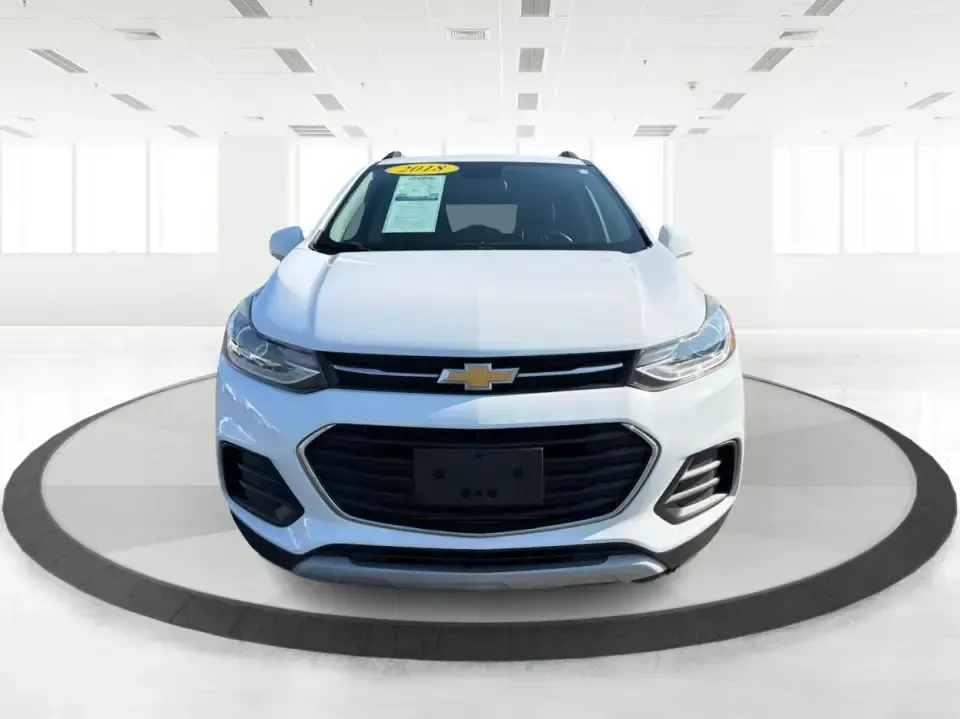 2018 Chevrolet Trax LT FWD (3GNCJLSBXJL) with an 1.4L L4 DOHC 16V engine, 6-Speed Automatic transmission, located at 880 E. National Road, Vandalia, OH, 45377, (937) 908-9800, 39.891918, -84.183594 - Need a small SUV that fits real life in Vandalia-weekday commutes down I75, school drop-offs, and quick weekend escapes to the Dayton area-without feeling bulky or hard to park? This 2018 Chevrolet Trax LT FWD is a smart, city-friendly crossover that's easy to live with, fuel-friendly for daily driv- Photo#7