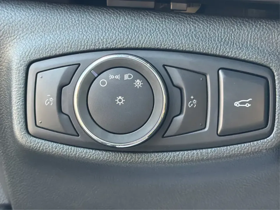 2017 Lincoln MKC Reserve AWD (5LMTJ3DH5HU) with an 2.3L L4 DOHC 16V engine, 6-Speed Automatic transmission, located at 8750 N County Rd 25A, Piqua, OH, 45356, (937) 908-9800, 40.164391, -84.232513 - Need a comfortable, upscale SUV that can handle Ohio weather, school drop-offs, and weekend getaways without feeling like a chore? This 2017 Lincoln MKC Reserve AWD in Ruby Red Metallic Tinted Clearcoat is a smart fit for commuters, growing families, and anyone who wants premium features for daily l- Photo#16