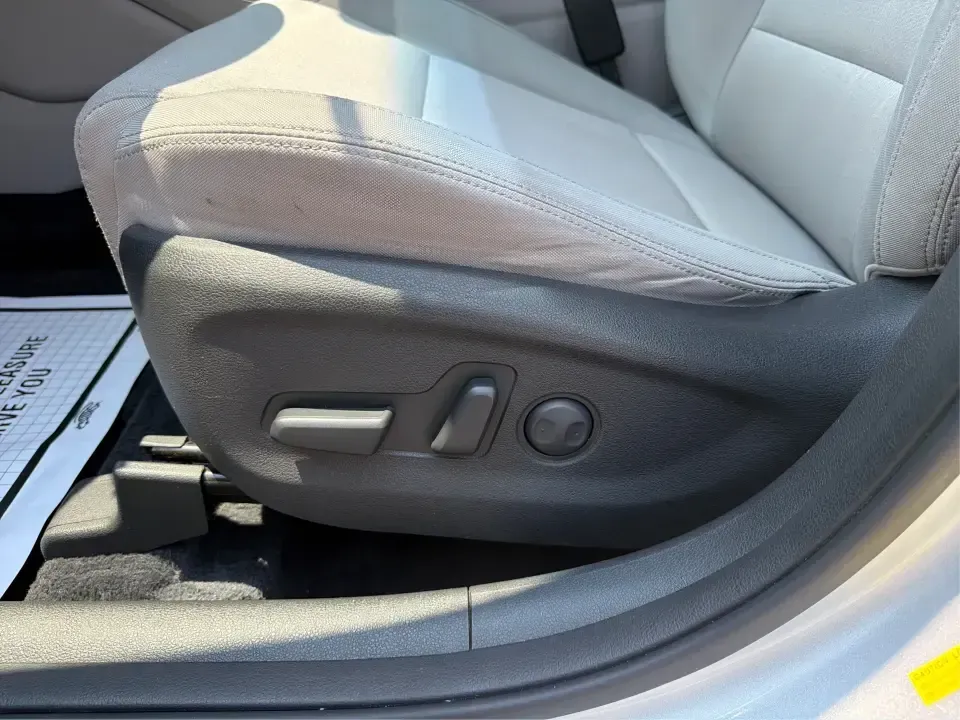2017 Hyundai Tucson SE w/Preferred Package AWD (KM8J3CA41HU) with an 2.0L L4 DOHC 16V engine, 6-Speed Automatic transmission, located at 4508 South Dixie Dr, Moraine, OH, 45439, (937) 908-9800, 39.689976, -84.218452 - Pack up the kids for a day at Carillon Historical Park, load camping gear for a weekend at Caesar Creek, or tackle a snowy I75 commute with confidence-this **2017 Hyundai Tucson SE w/Preferred Package AWD** is the kind of SUV that fits real life in the Miami Valley. With its versatile cargo space, a- Photo#18
