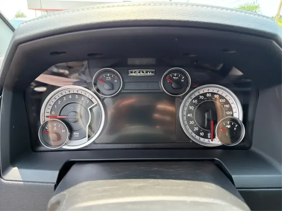 2015 Ram 1500 Laramie Crew Cab SWB 4WD (1C6RR7NT8FS) with an 5.7L V8 OHV 16V engine, 6-Speed Automatic transmission, located at 880 E. National Road, Vandalia, OH, 45377, (937) 908-9800, 39.891918, -84.183594 - Ready for a truck that can handle weekday work, weekend lake runs, and winter weather on the way up I75? This 2015 Ram 1500 Laramie Crew Cab SWB 4WD brings V8 strength, upscale comfort, and four-door practicality-ideal for commuters heading toward Dayton, families with busy schedules, and outdoor en- Photo#15