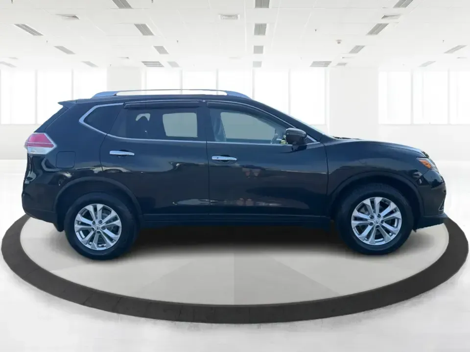 2016 Nissan Rogue SV AWD (KNMAT2MV2GP) with an 2.5L L4 DOHC 16V engine, Continuously Variable Transmission transmission, located at 8750 N County Rd 25A, Piqua, OH, 45356, (937) 908-9800, 40.164391, -84.232513 - Need an SUV that fits real life in West Central Ohio-school drop-offs, I-75 commutes, grocery runs, and the occasional weekend escape to a local park or festival? This **2016 Nissan Rogue SV AWD** is a practical, comfortable choice for families, commuters, and budget-conscious buyers who want year-r- Photo#1