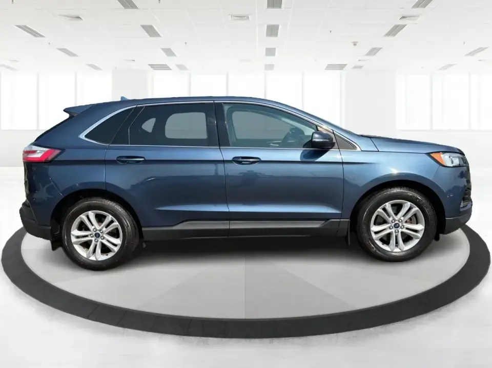2019 Ford Edge SEL AWD (2FMPK4J95KB) with an 2.0L L4 DOHC 16V engine, 6-Speed Automatic transmission, located at 4508 South Dixie Dr, Moraine, OH, 45439, (937) 908-9800, 39.689976, -84.218452 - Need an SUV that can handle Ohio weather, keep up with a busy week, and still feel comfortable on a weekend getaway? This **2019 Ford Edge SEL AWD** is built for real life in and around **Moraine, OH**-from school drop-offs and grocery runs to road trips up I-75 or a day out at **Carillon Historical- Photo#1